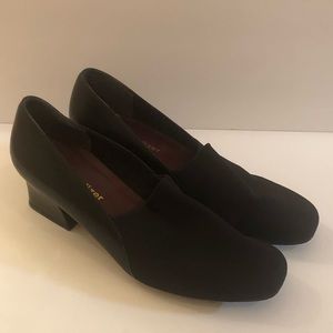 Naturalizer Natural Flex Black Square Heel Size 8M